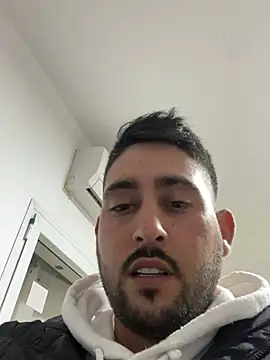 Snapshot of luffykingofpirets chatting on January 8, 2025, 5:48 pm luffykingofpirets online show from January 8, 2025, 5:48 pm