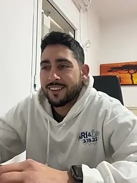 Snapshot of luffykingofpirets chatting on February 10, 2025, 6:09 am luffykingofpirets online show from February 10, 2025, 6:09 am