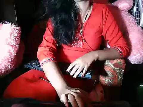 Snapshot of Half_Girlfriend_ chatting on October 26, 2025, 7:09 pm Half Girlfriend  online show from October 26, 2025, 7:09 pm