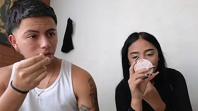 Snapshot of Thiago_x_Sahara chatting on January 26, 2025, 1:47 pm Thiago x Sahara online show from January 26, 2025, 1:47 pm