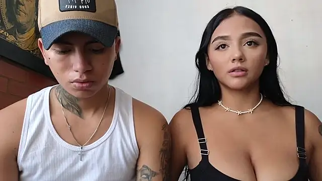 Snapshot of Thiago_x_Sahara chatting on February 1, 2025, 12:58 pm Thiago x Sahara online show from February 1, 2025, 12:58 pm