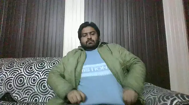 Snapshot of indihotguy chatting on January 16, 2025, 2:51 pm indihotguy online show from January 16, 2025, 2:51 pm