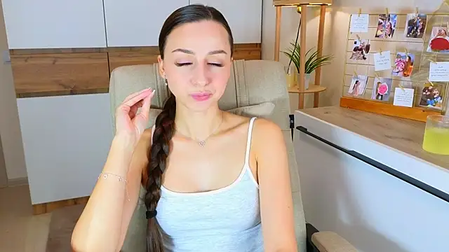 Snapshot of mellowness_ chatting on October 2, 2025, 11:39 am mellowness  online show from October 2, 2025, 11:39 am