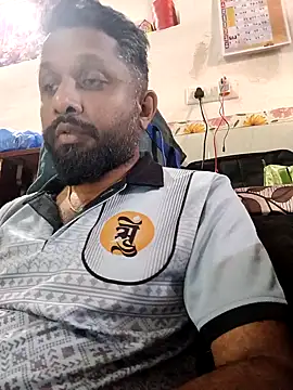 Snapshot of carria_homes chatting on February 1, 2025, 9:43 am carria homes online show from February 1, 2025, 9:43 am