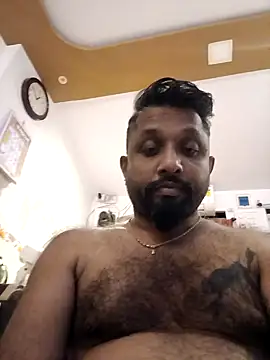 Snapshot of carria_homes chatting on February 4, 2025, 7:22 pm carria homes online show from February 4, 2025, 7:22 pm