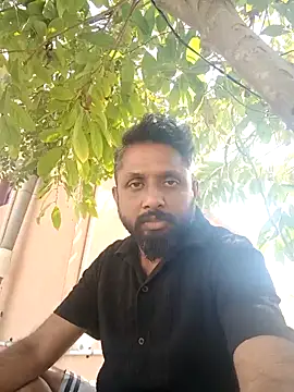 Snapshot of carria_homes chatting on February 19, 2025, 8:12 am carria homes online show from February 19, 2025, 8:12 am