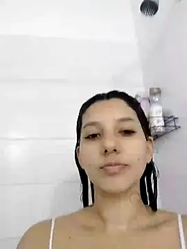 Snapshot of emmariders2 chatting on January 4, 2025, 5:05 pm emmariders2 online show from January 4, 2025, 5:05 pm