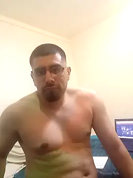 Snapshot of k1oudE chatting on February 20, 2025, 10:37 am k1oudE online show from February 20, 2025, 10:37 am