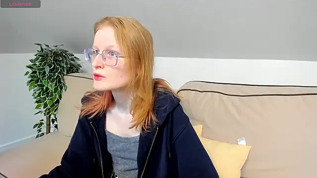 Snapshot of ElizabethHarpper chatting on January 23, 2025, 12:57 am ElizabethHarpper online show from January 23, 2025, 12:57 am