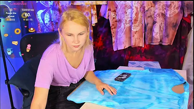 Snapshot of Anna_Corsets chatting on September 27, 2025, 12:10 pm Anna Corsets online show from September 27, 2025, 12:10 pm