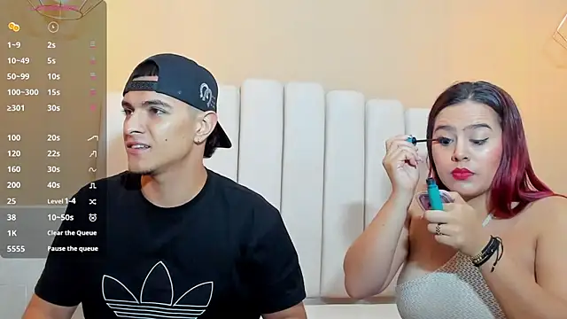 Snapshot of DAVID_VICTORIAA chatting on February 5, 2025, 1:22 pm DAVID VICTORIAA online show from February 5, 2025, 1:22 pm