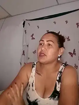 Snapshot of Abigail_BigTits chatting on January 21, 2025, 3:59 am Abigail BigTits online show from January 21, 2025, 3:59 am