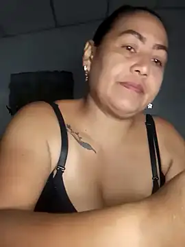 Snapshot of Abigail_BigTits chatting on February 8, 2025, 2:04 am Abigail BigTits online show from February 8, 2025, 2:04 am