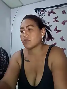 Snapshot of Abigail_BigTits chatting on March 10, 2025, 1:34 am Abigail BigTits online show from March 10, 2025, 1:34 am