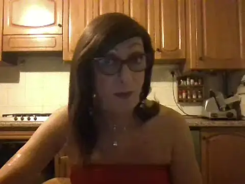 Snapshot of Tiabet chatting on October 3, 2025, 12:24 pm Tiabet online show from October 3, 2025, 12:24 pm