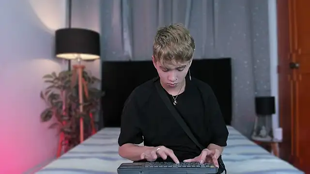 Brian-Ausslos online show from January 7, 2025, 4:29 am