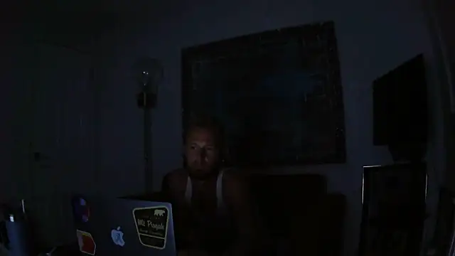 Snapshot of bjay1210 chatting on January 14, 2025, 4:04 am bjay1210 online show from January 14, 2025, 4:04 am