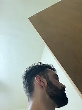 Snapshot of biel_96 chatting on January 3, 2025, 9:05 pm biel 96 online show from January 3, 2025, 9:05 pm