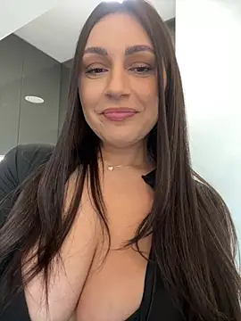 Snapshot of claraxjoyy chatting on January 6, 2025, 7:42 am claraxjoyy online show from January 6, 2025, 7:42 am