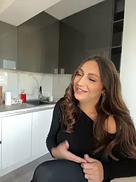 Snapshot of claraxjoyy chatting on October 16, 2025, 6:58 am claraxjoyy online show from October 16, 2025, 6:58 am