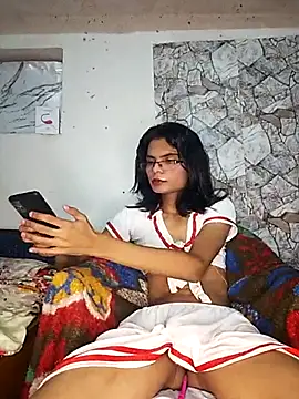 Snapshot of Enna_Zarza_ chatting on September 25, 2025, 6:39 am Enna Zarza  online show from September 25, 2025, 6:39 am