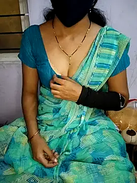 lovelygirl4567 online show from February 14, 2025, 2:23 pm
