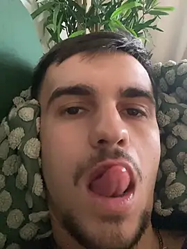 Snapshot of Demonpull69 chatting on February 9, 2025, 7:38 am Demonpull69 online show from February 9, 2025, 7:38 am