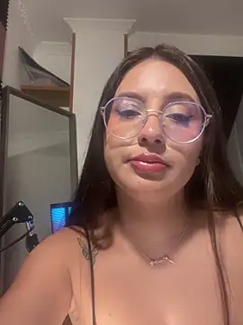 Snapshot of Gretta_Hot chatting on January 17, 2025, 10:12 pm Gretta Hot online show from January 17, 2025, 10:12 pm