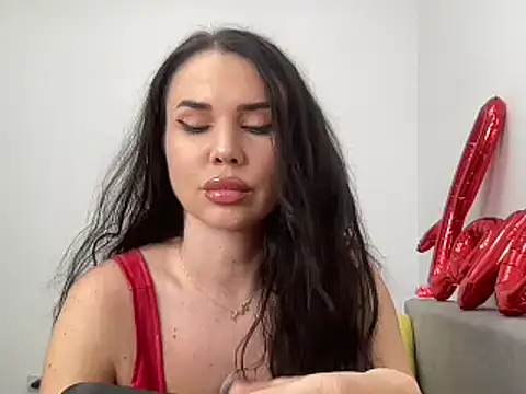 Snapshot of JasmineBlade chatting on February 19, 2025, 10:53 pm JasmineBlade online show from February 19, 2025, 10:53 pm