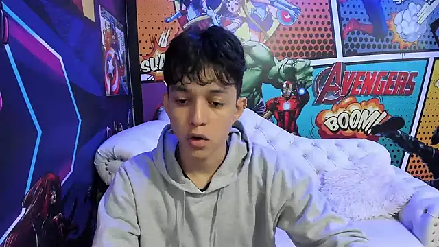 Snapshot of jisuscat chatting on February 11, 2025, 12:27 pm jisuscat online show from February 11, 2025, 12:27 pm