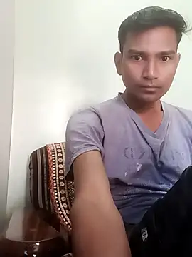 Abony femboy online show from November 17, 2025, 7:58 am