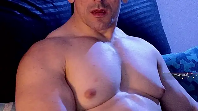 Snapshot of life_warrior chatting on January 16, 2025, 12:12 am life warrior online show from January 16, 2025, 12:12 am