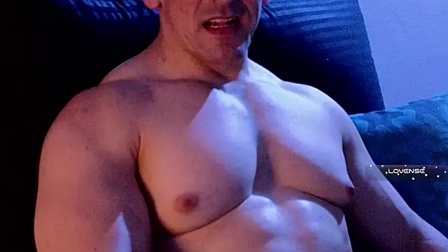 Snapshot of life_warrior chatting on February 3, 2025, 9:18 pm life warrior online show from February 3, 2025, 9:18 pm