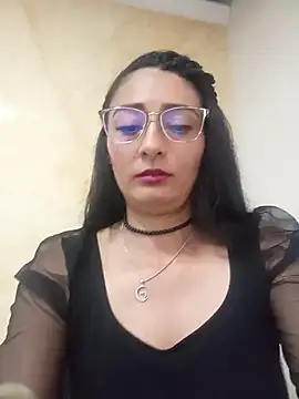 Snapshot of BELLA--26 chatting on January 20, 2025, 5:37 pm BELLA--26 online show from January 20, 2025, 5:37 pm