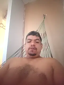 Snapshot of Farchosters chatting on October 27, 2025, 1:37 pm Farchosters online show from October 27, 2025, 1:37 pm
