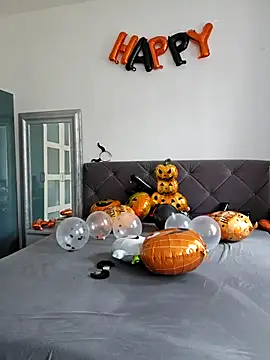 SexyJoanne online show from October 24, 2025, 1:07 pm