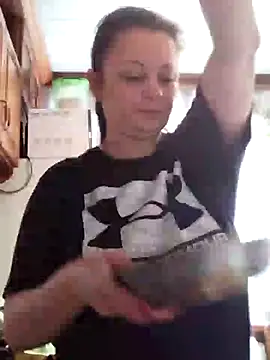 Snapshot of natnett chatting on February 9, 2025, 11:14 am natnett online show from February 9, 2025, 11:14 am