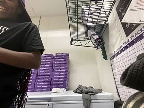 Snapshot of Yoshibaby2670 chatting on September 10, 2025, 1:16 am Yoshibaby2670 online show from September 10, 2025, 1:16 am