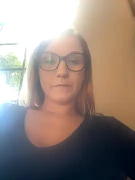 Snapshot of Kitty_DaCocks chatting on October 18, 2025, 7:58 pm Kitty DaCocks online show from October 18, 2025, 7:58 pm