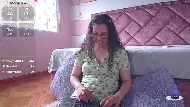 Snapshot of Charlotte__Miller chatting on January 26, 2025, 10:35 pm Charlotte Miller online show from January 26, 2025, 10:35 pm