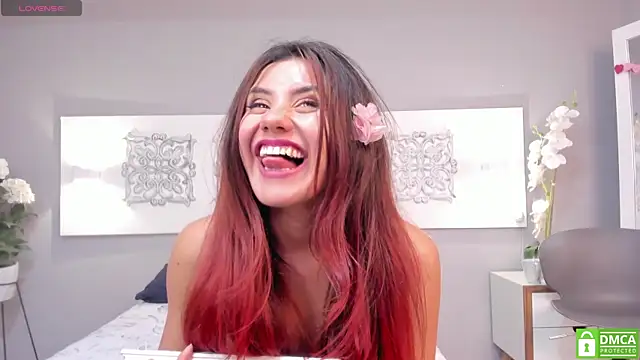 Snapshot of iriis_rosse chatting on February 26, 2025, 12:49 am iriis rosse online show from February 26, 2025, 12:49 am