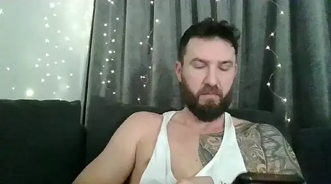 Snapshot of realdilf chatting on January 13, 2025, 7:54 am realdilf online show from January 13, 2025, 7:54 am