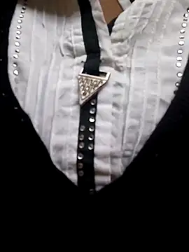 Snapshot of Barbie_183 chatting on January 17, 2025, 5:32 am Barbie 183 online show from January 17, 2025, 5:32 am