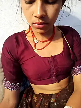 Snapshot of Amaya_Bajwa chatting on February 3, 2025, 10:32 pm Amaya Bajwa online show from February 3, 2025, 10:32 pm