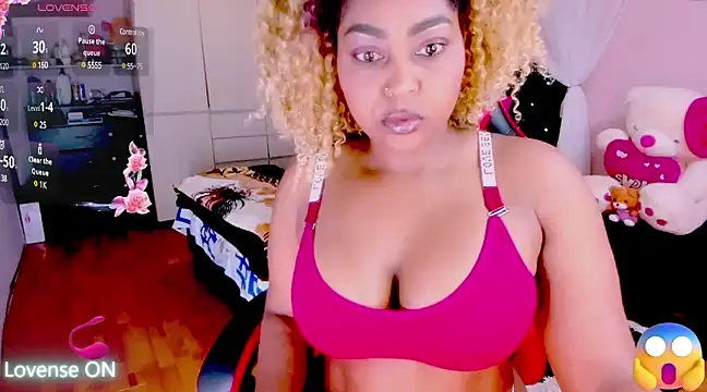 Snapshot of Aliana_Ross chatting on March 10, 2025, 1:54 pm Aliana Ross online show from March 10, 2025, 1:54 pm