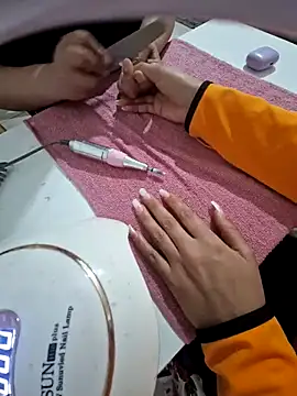 Snapshot of nonalona199999 chatting on February 23, 2025, 5:07 pm nonalona199999 online show from February 23, 2025, 5:07 pm