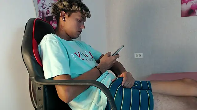 kyam adams online show from March 12, 2025, 7:49 pm