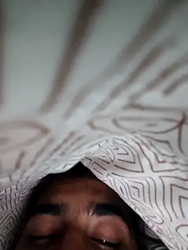 Snapshot of 13lusty chatting on October 28, 2025, 4:53 pm 13lusty online show from October 28, 2025, 4:53 pm