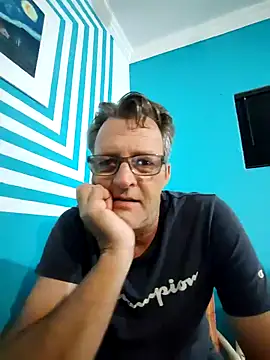 Snapshot of itsmeyes69 chatting on January 10, 2025, 10:15 pm itsmeyes69 online show from January 10, 2025, 10:15 pm