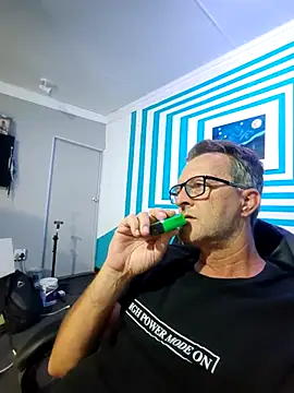 Snapshot of itsmeyes69 chatting on March 21, 2025, 9:34 pm itsmeyes69 online show from March 21, 2025, 9:34 pm